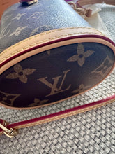 Load image into Gallery viewer, Fold Pouch
