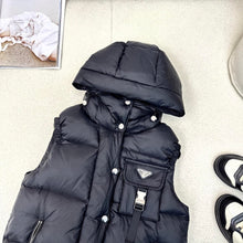Load image into Gallery viewer, Logo Gilet
