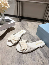 Load image into Gallery viewer, Leather Sandals
