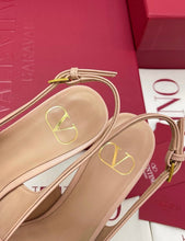 Load image into Gallery viewer, Butterfly Slingbacks
