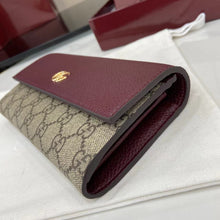 Load image into Gallery viewer, Continental Wallet
