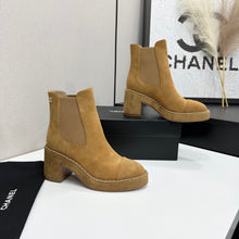 Load image into Gallery viewer, Suede Boots

