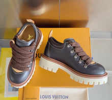 Load image into Gallery viewer, Remix Shoes
