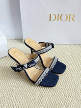 Load image into Gallery viewer, Cotton Sandals
