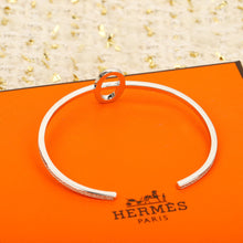 Load image into Gallery viewer, Chain Bangle
