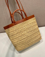 Load image into Gallery viewer, Raffia Tote

