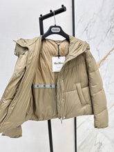 Load image into Gallery viewer, The Cube Jacket
