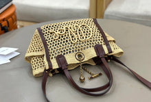 Load image into Gallery viewer, Iconic Tote Small
