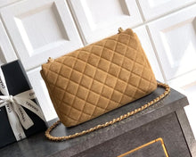 Load image into Gallery viewer, Suede Flap Bag
