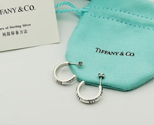 Load image into Gallery viewer, Hoop Earrings
