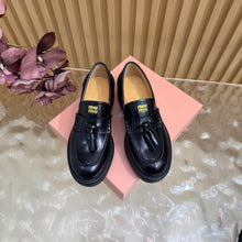 Load image into Gallery viewer, Leather Loafers
