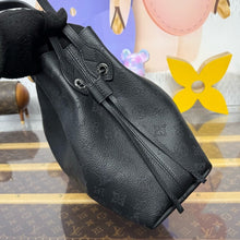 Load image into Gallery viewer, Boundless Tote
