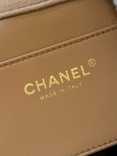 Load image into Gallery viewer, CC Hobo
