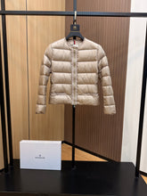 Load image into Gallery viewer, Laurine Jacket
