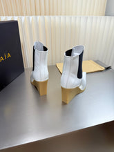 Load image into Gallery viewer, Leather Boots
