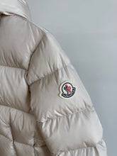 Load image into Gallery viewer, Avoce Jacket
