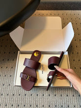 Load image into Gallery viewer, Leather Sandals
