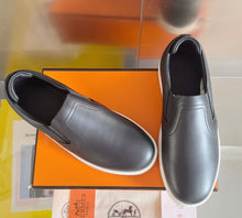 Load image into Gallery viewer, Lucky Trainers
