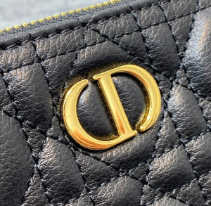 Montaigne Clutch