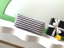 Load image into Gallery viewer, CC Pouch Large
