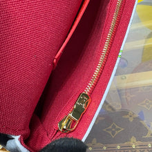 Load image into Gallery viewer, Ivy Chain Bag
