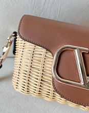 Load image into Gallery viewer, Loco Raffia Bag
