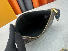 Load image into Gallery viewer, Pochette Accessories
