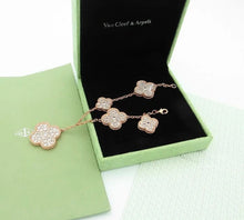 Load image into Gallery viewer, Alhambra Bracelet
