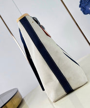 Load image into Gallery viewer, Escale Bag

