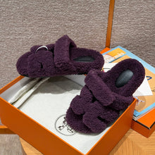 Load image into Gallery viewer, Chypre Sandals
