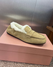 Load image into Gallery viewer, Shearling Loafers
