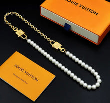 Load image into Gallery viewer, Pearl Necklace
