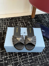 Load image into Gallery viewer, Leather Sandals

