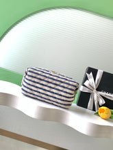 Load image into Gallery viewer, CC Pouch
