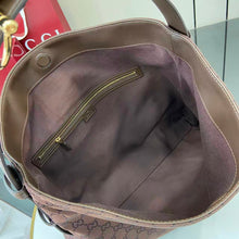 Load image into Gallery viewer, Beatrix Tote
