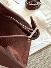 Load image into Gallery viewer, Margaux 12
