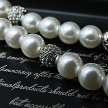 Load image into Gallery viewer, Pearl Set
