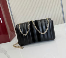 Load image into Gallery viewer, Marmont Small Shoulder Bag
