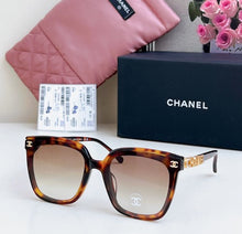 Load image into Gallery viewer, Logo Sunglasses
