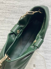 Load image into Gallery viewer, Medium Bow Bag
