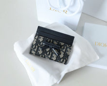 Load image into Gallery viewer, Leather Card Holder
