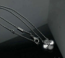 Load image into Gallery viewer, Alhambra Pendant
