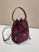 Load image into Gallery viewer, Duet Bucket Bag
