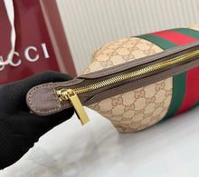 Load image into Gallery viewer, Ophidia Pouch Bag
