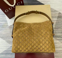 Load image into Gallery viewer, Beatrix Tote
