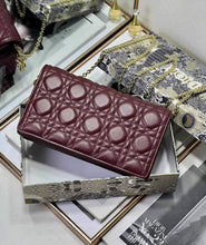 Load image into Gallery viewer, Lady D Clutch
