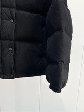 Load image into Gallery viewer, Ettore Jacket
