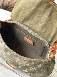 Pleaty Bag