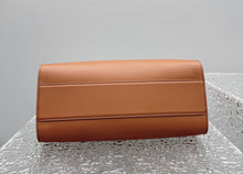 Load image into Gallery viewer, Marlow 14 Bag
