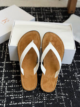 Load image into Gallery viewer, Leather Sandals
